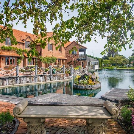 נלסון Compass Cottage - Monaco Resort מראה חיצוני תמונה