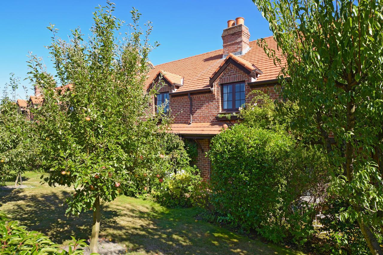 נלסון Compass Cottage - Monaco Resort מראה חיצוני תמונה